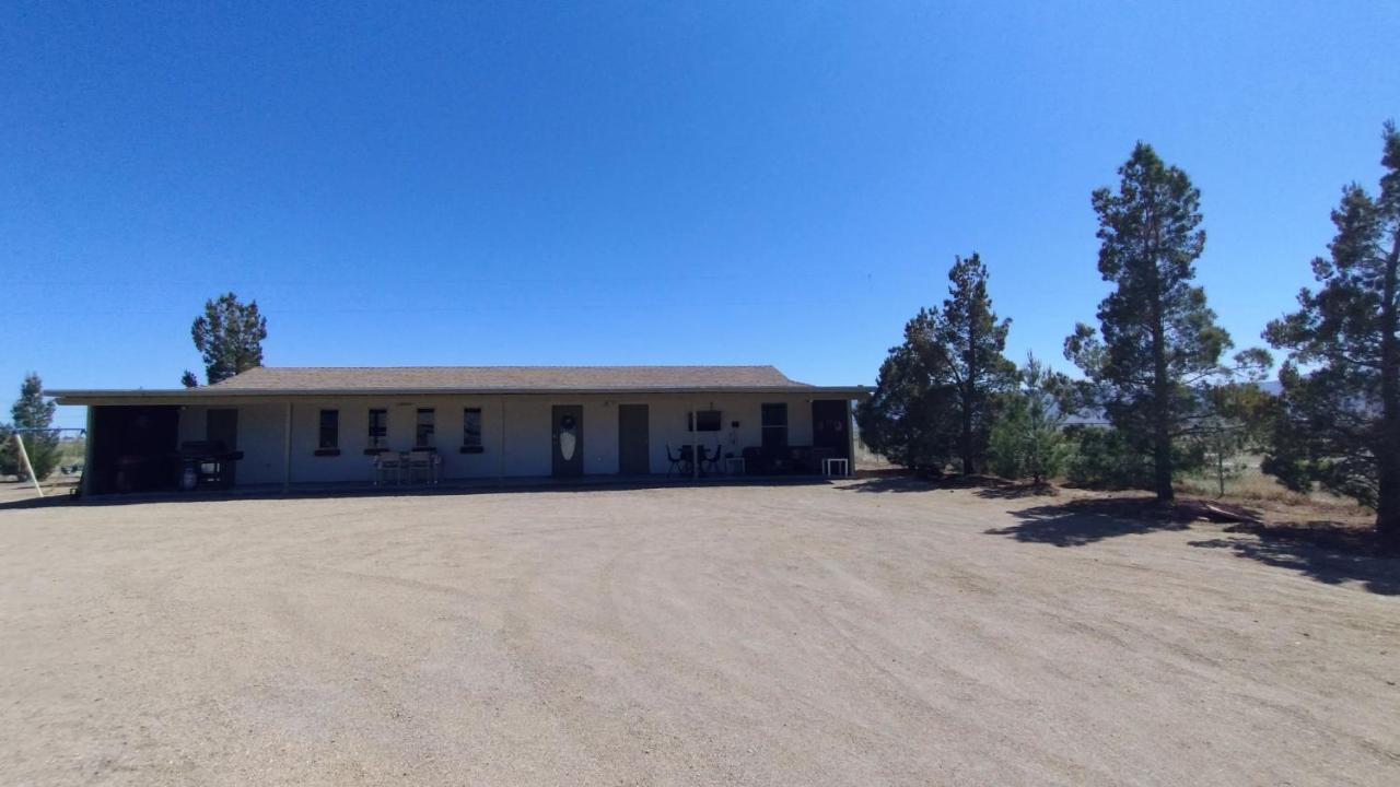 Falcon Cottage Pahrump Dış mekan fotoğraf